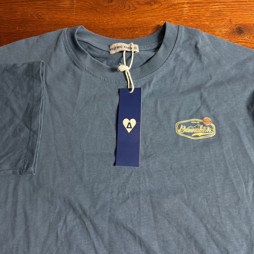 Aelfric Eden Mens Blue Legalize Bannabish Graphic T-Shirt Size M NWT